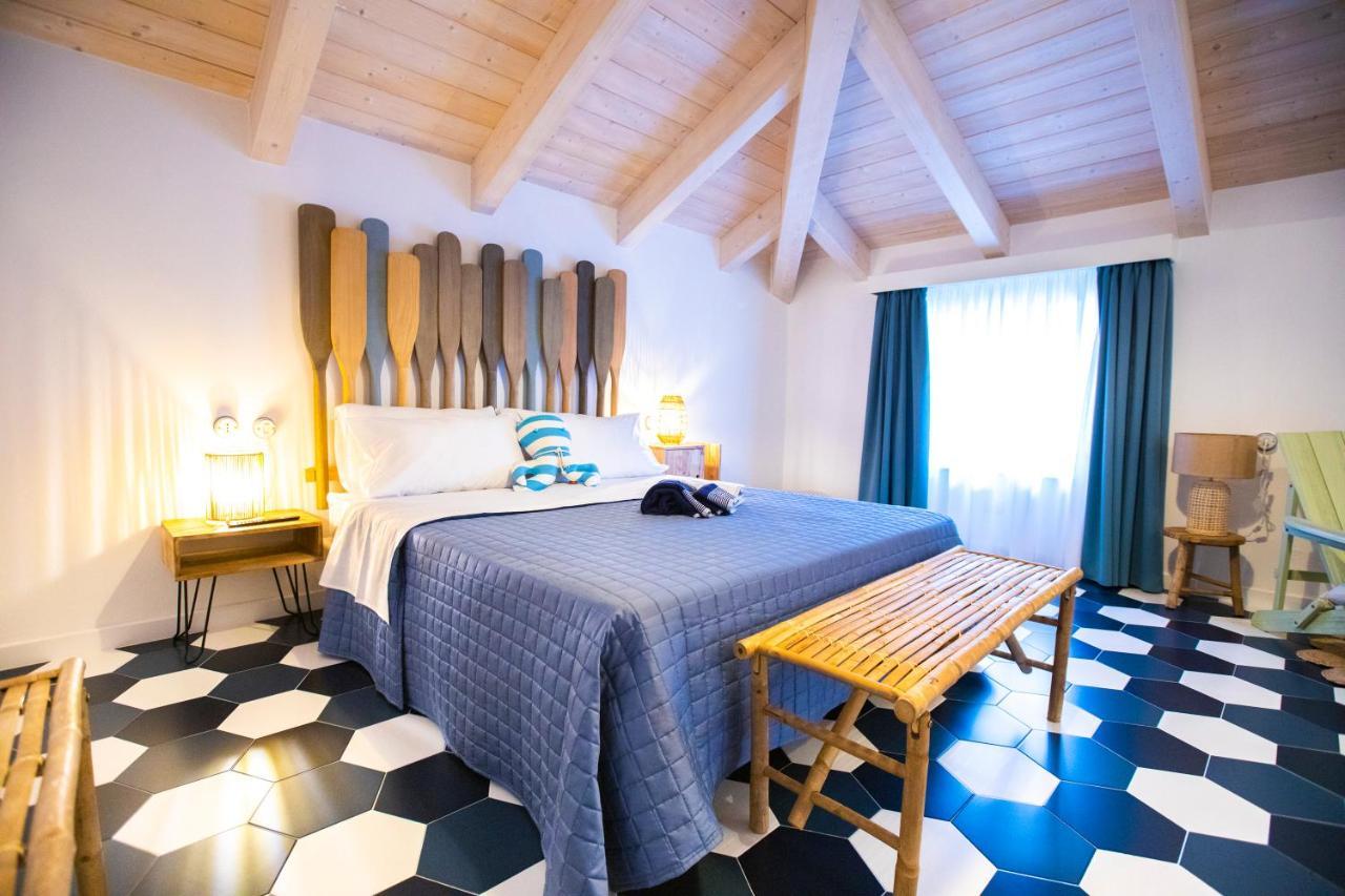 Suitetti Camere&Relax Сан Никола Арчела Екстериор снимка