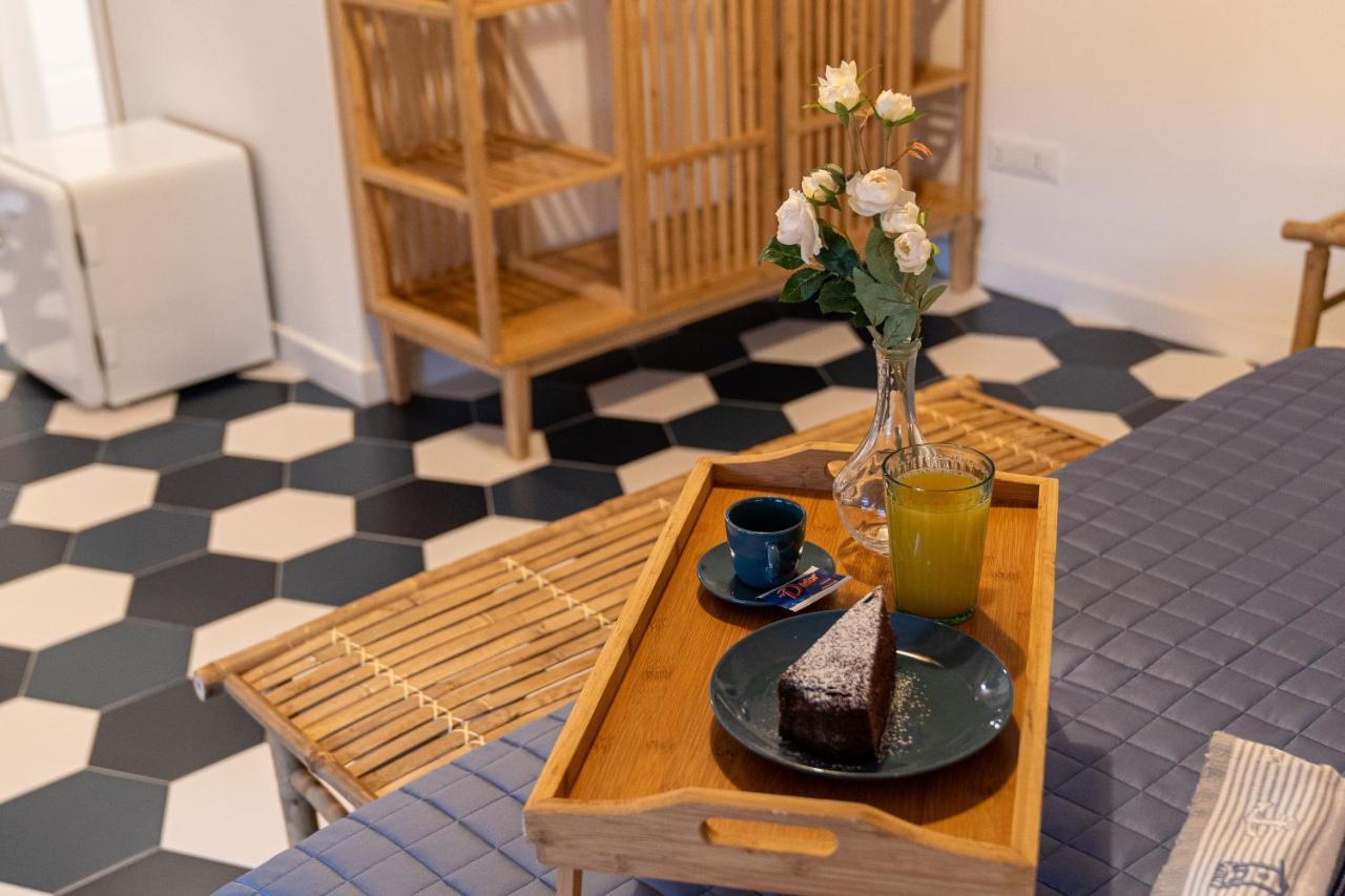 Suitetti Camere&Relax Сан Никола Арчела Екстериор снимка