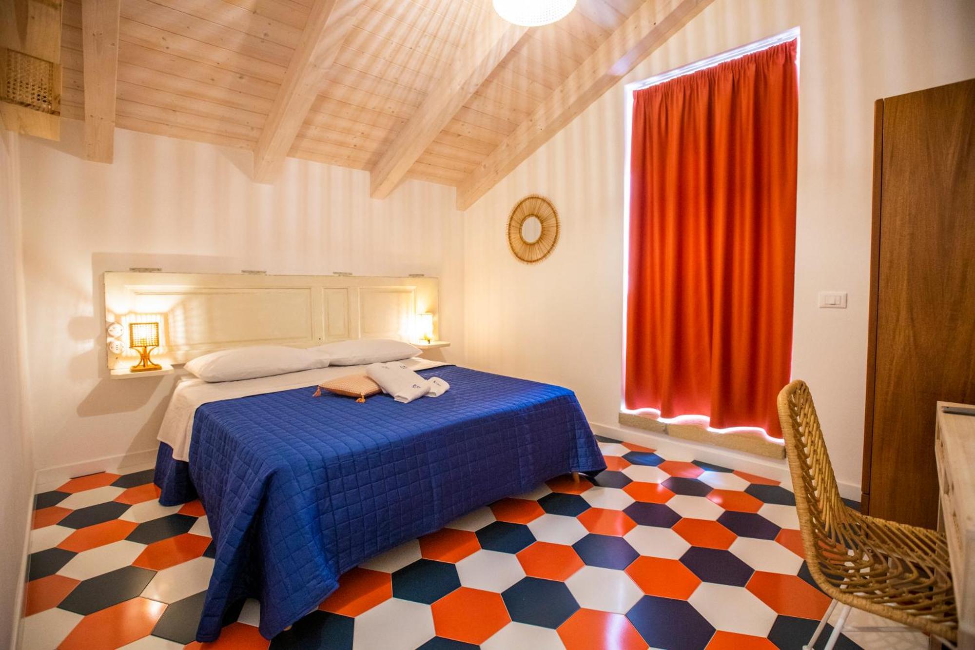 Suitetti Camere&Relax Сан Никола Арчела Стая снимка