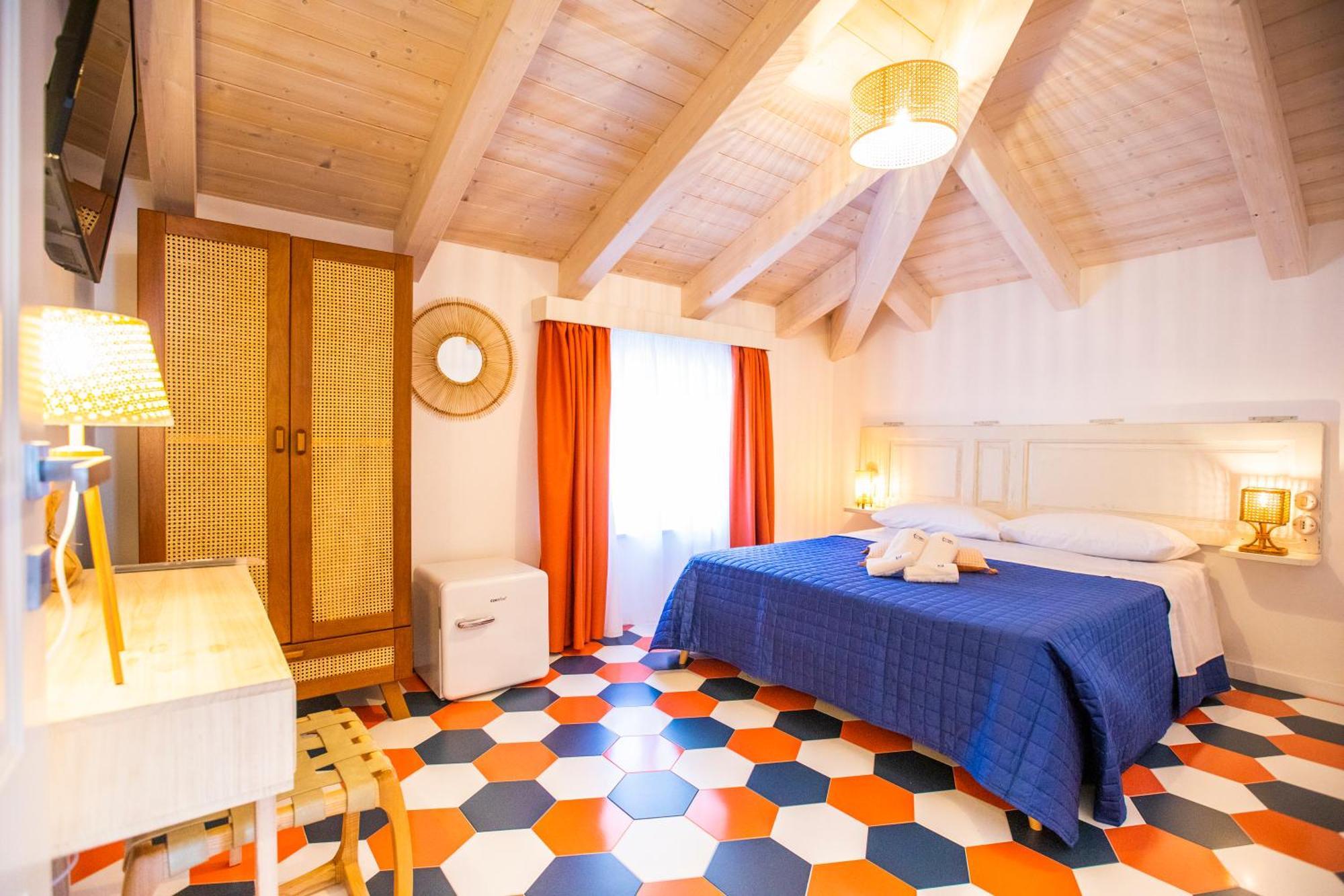 Suitetti Camere&Relax Сан Никола Арчела Стая снимка